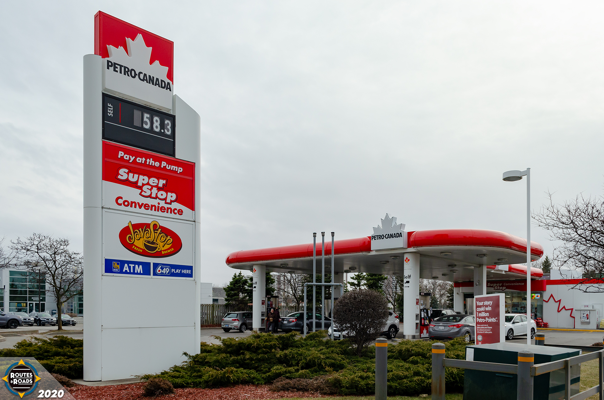 A current Petro-Canada gas station in Vaughan amid early 2020's incredibly-low gas prices.